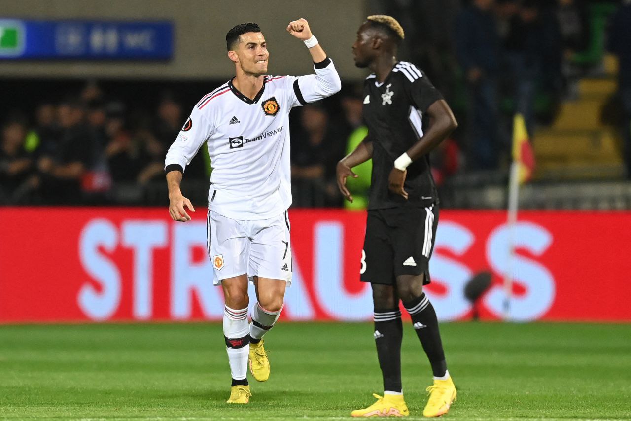 Manchester United celebrate victory over Sheriff Tiraspol in Europa League